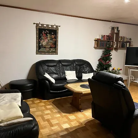 Moneurzimmer Am Holzbach Habitación en casa particular *