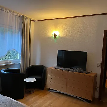 Moneurzimmer Am Holzbach Habitación en casa particular *