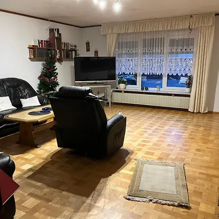 Moneurzimmer Am Holzbach Habitación en casa particular *